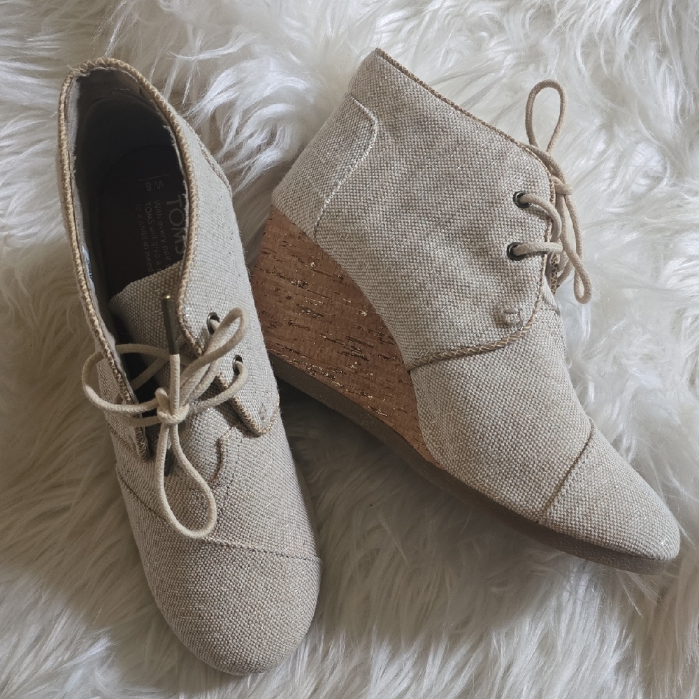 TOMS Women's Cream Wedge Booties
